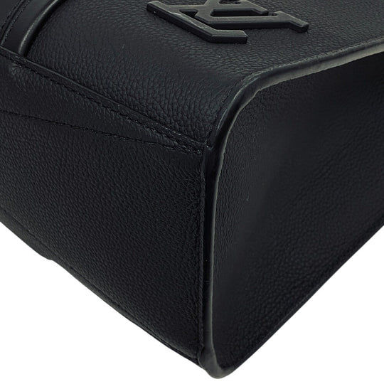 LOUIS VUITTON Tote Bag M57308 leather Noir LV logo aerogram take off tote mens Used Authentic