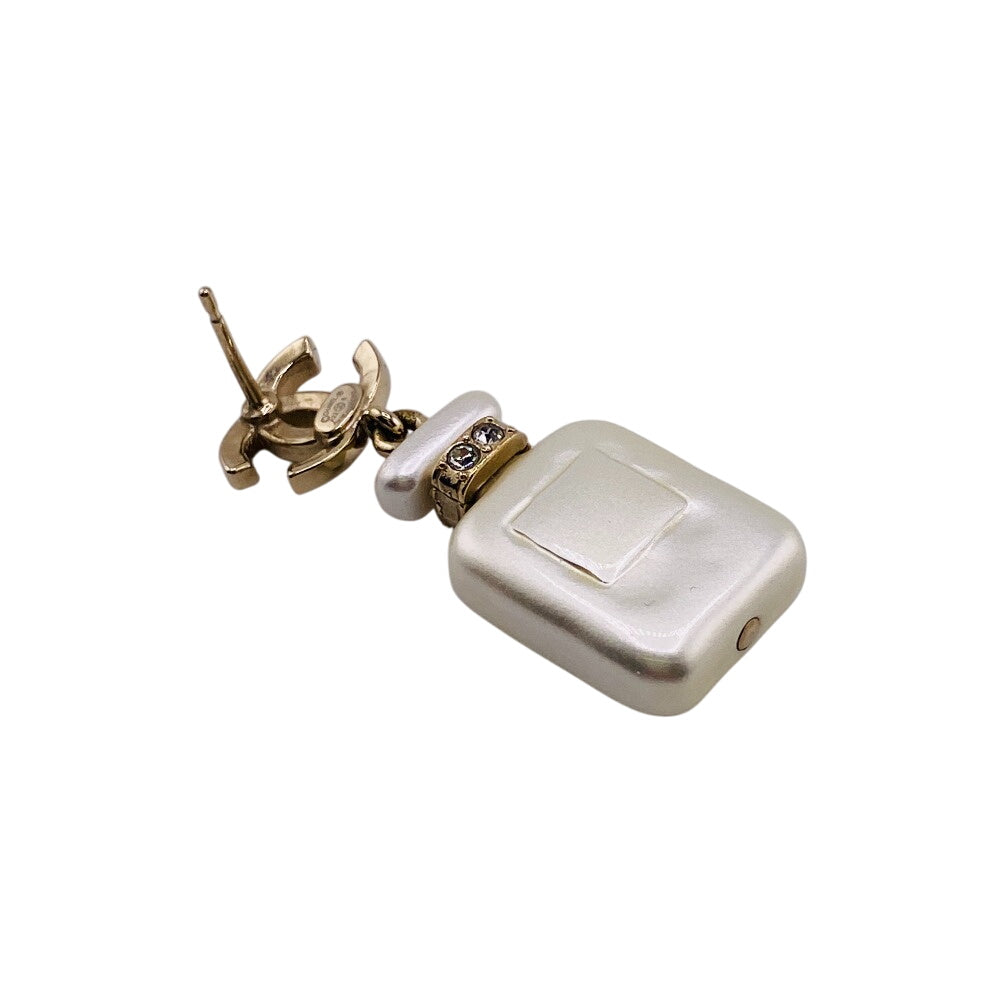 CHANEL Pierce Gold Plated, Stone white COCO Mark No.5 A22S Women Used Authentic