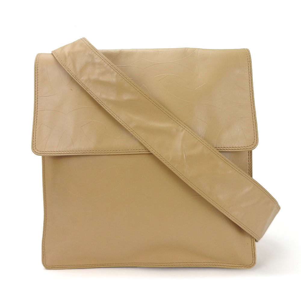 CHANEL Shoulder Bag leather beige