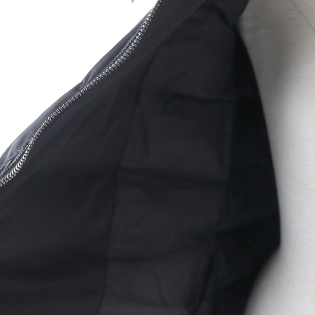 MONCLER down coat Main: 100% polyester, Outer: 100% nylon, Part: 100% polyester, Filling: 90% down, Filling: 10% feather black LOBELIA Lobelia Women zero size Used Authentic