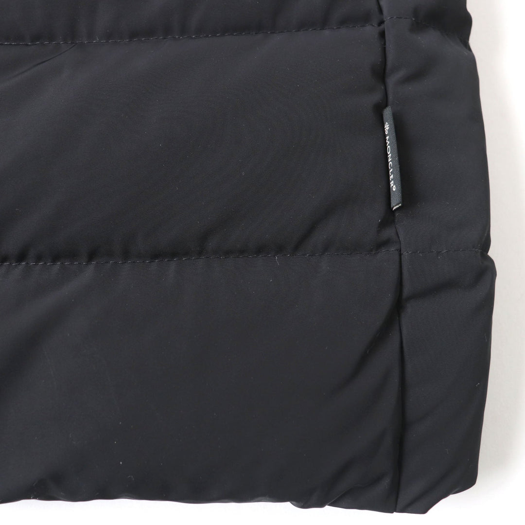 MONCLER down coat Main: 100% polyester, Outer: 100% nylon, Part: 100% polyester, Filling: 90% down, Filling: 10% feather black LOBELIA Lobelia Women zero size Used Authentic