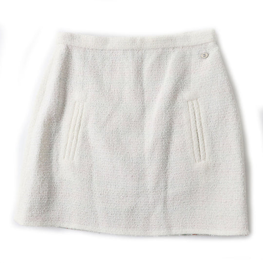 CHANEL Tweed skirt 20C P62765 Outer: 39% nylon, Outer: 22% cotton, Outer: 17% polyester, Outer: 14% acrylic, Outer: 8% wool, Lining: 71% cotton, 29% silk Ecru Women 42 Used Authentic