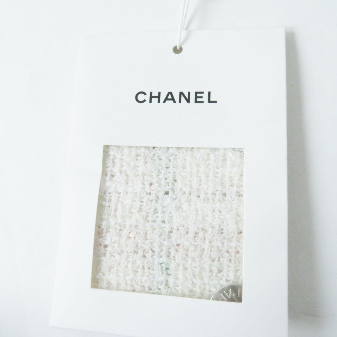 CHANEL Tweed skirt 20C P62765 Outer: 39% nylon, Outer: 22% cotton, Outer: 17% polyester, Outer: 14% acrylic, Outer: 8% wool, Lining: 71% cotton, 29% silk Ecru Women 42 Used Authentic