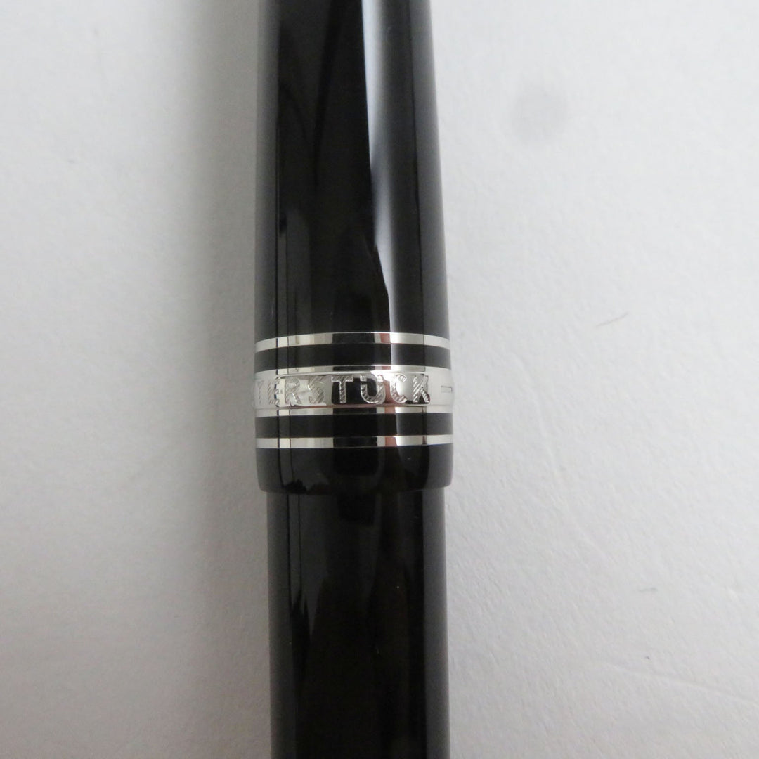 MONTBLANC fountain pen 116075 Main: Precious resin Nib: K14, rhodium inlay Black x silver Meisterstck UNICEF mens(Unisex) Used Authentic