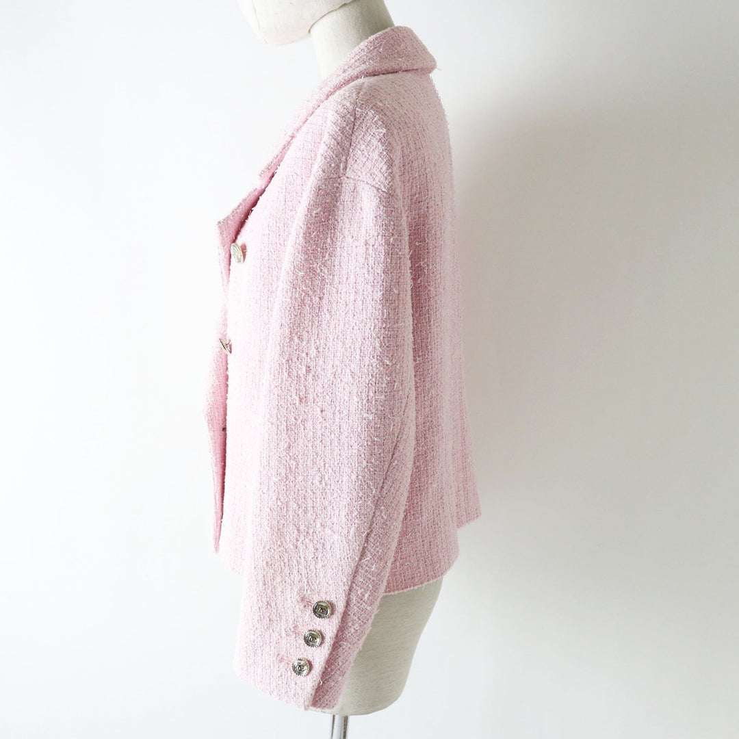 CHANEL Blouson P70560 Outer material: 34% cotton, Outer material: 26% polyester, Outer material: 21% acrylic, Outer material: 16% rayon, Outer material: 3% nylon, Lining: 100% silk Baby pink x white Women 40 Used Authentic