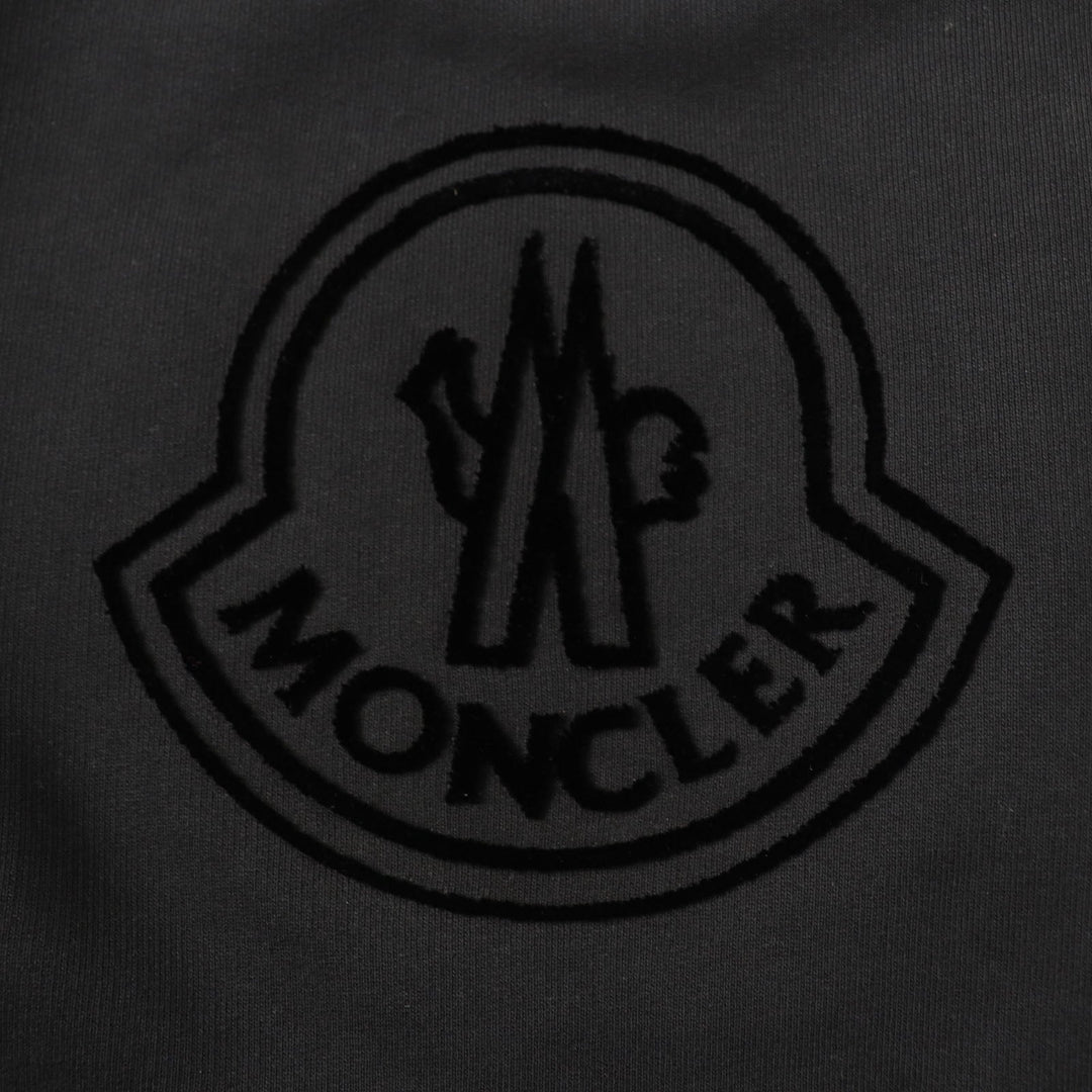 MONCLER pullover Main: 100% cotton, back body: 100% nylon, rib part: 100% cotton, back body lining: 100% cotton, other fabric: 100% nylon, embroidery part: 100% rayon black SWEAT SHIRT Women M Used Authentic