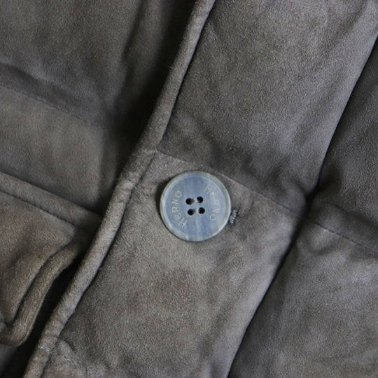 Herno Down jacket PL0025U18010 Outer: Goatskin, Lining: 100% Polyester, Lining: 71% Rayon, Lining: 29% Polyester, Lining: 100% Polyester, Filling: 90% Down, 10% Feather, Rib: 98% Nylon, 2% Polyurethane, Fur: Coyote Khaki gray mens 44 Used Authentic