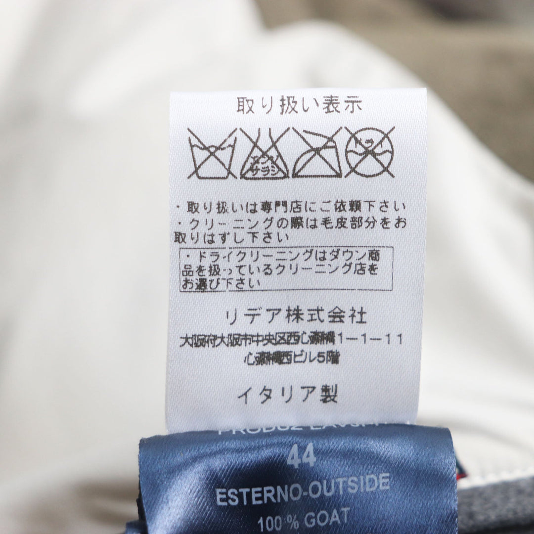 Herno Down jacket PL0025U18010 Outer: Goatskin, Lining: 100% Polyester, Lining: 71% Rayon, Lining: 29% Polyester, Lining: 100% Polyester, Filling: 90% Down, 10% Feather, Rib: 98% Nylon, 2% Polyurethane, Fur: Coyote Khaki gray mens 44 Used Authentic