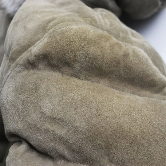 Herno Down jacket PL0025U18010 Outer: Goatskin, Lining: 100% Polyester, Lining: 71% Rayon, Lining: 29% Polyester, Lining: 100% Polyester, Filling: 90% Down, 10% Feather, Rib: 98% Nylon, 2% Polyurethane, Fur: Coyote Khaki gray mens 44 Used Authentic