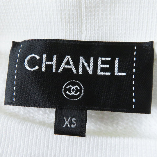 CHANEL sweat 20P P63298 Main: 100% cotton white graphic logo sweatshirt Women XS Used Authentic