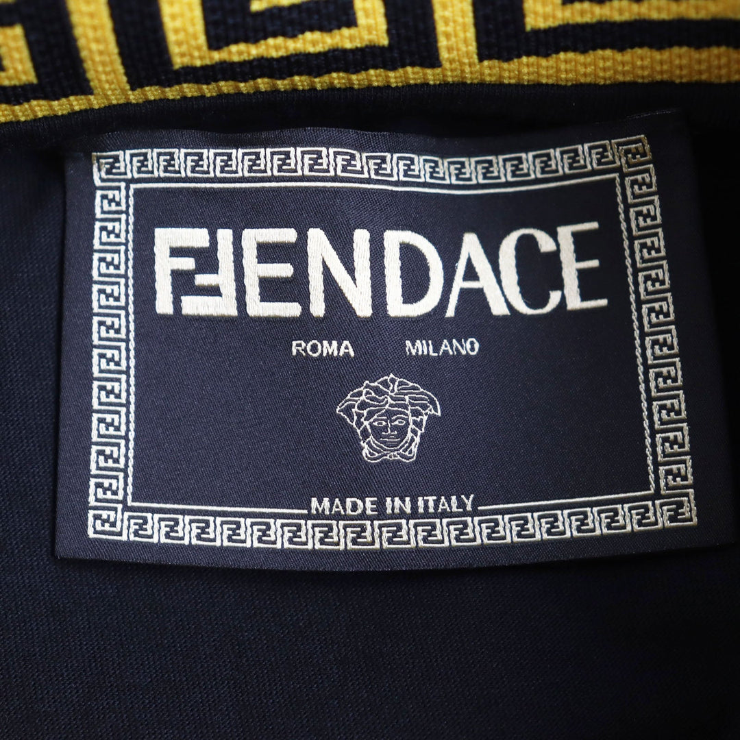 FENDI Short sleeve T-shirt FY1088 AJNL Main: 100% cotton, part: 90% polyamide (nylon), part: 10% elastane (polyurethane) black mens L Used Authentic