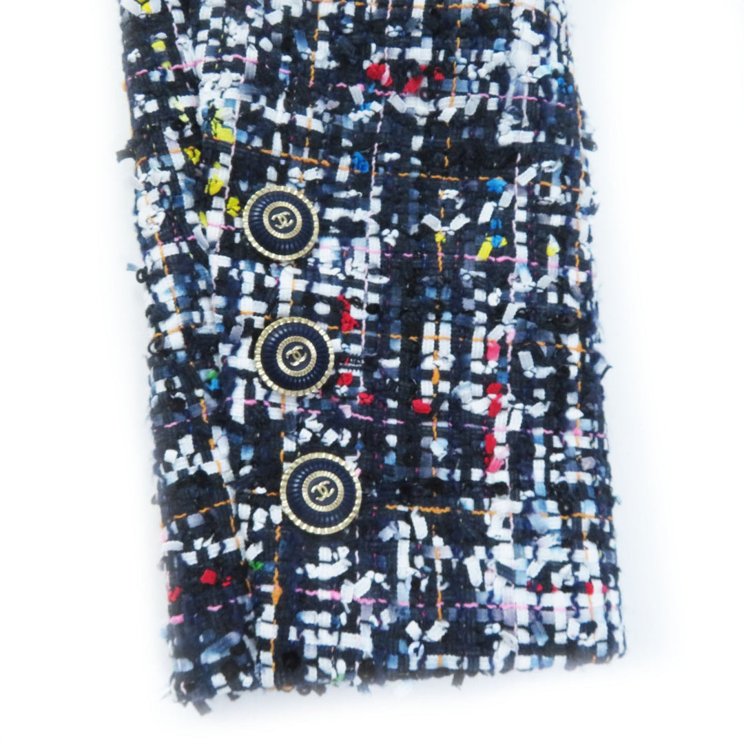 CHANEL No color jacket 20C P62686 Outer: 85% polyester, Outer: 13% acrylic, Outer: 2% polyamide (nylon), Lining: 100% silk Navy multi Women 38 Used Authentic