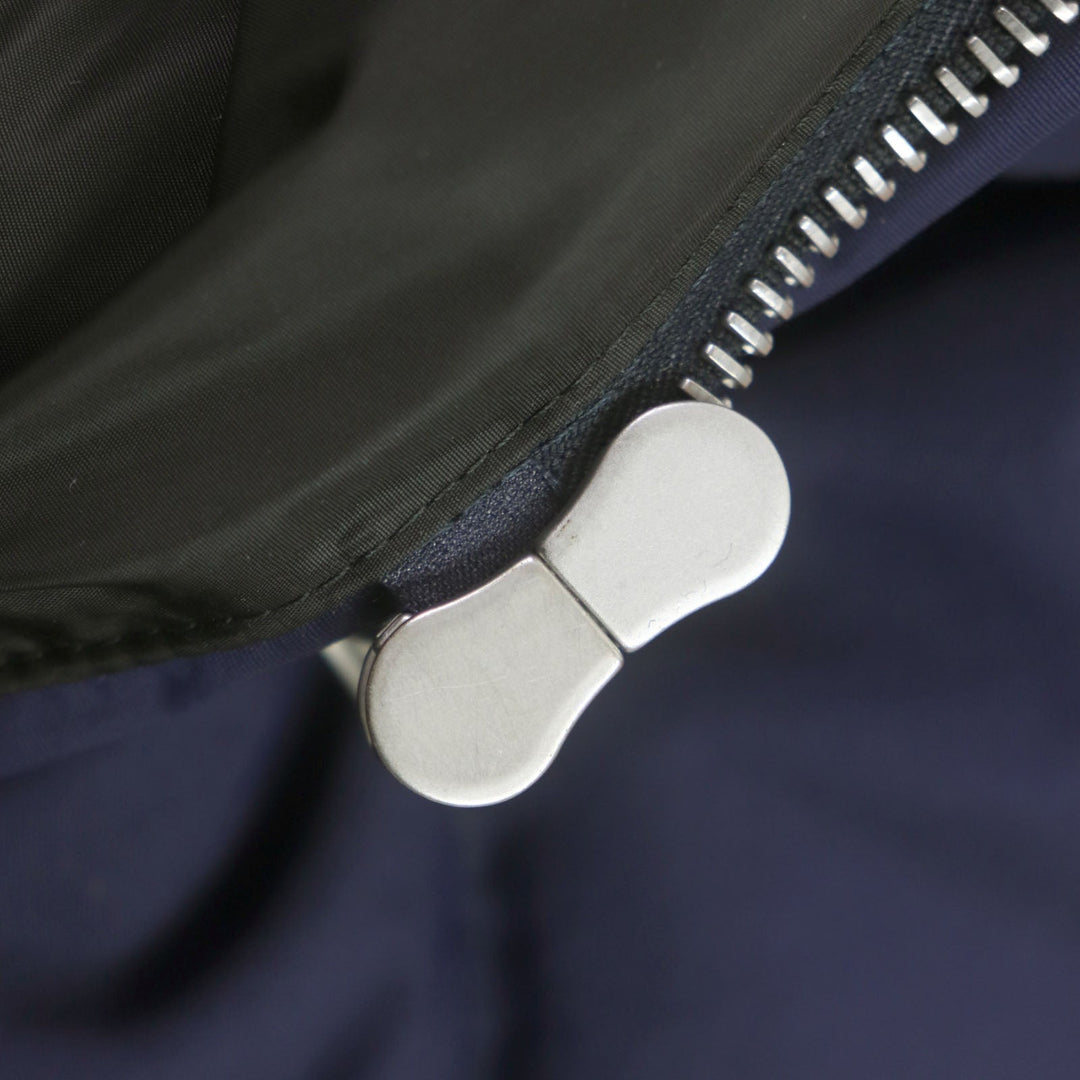 GUCCI Down jacket 598728 Outer: 100% nylon, Part: 100% nylon, Lining: 100% nylon, Filling: 100% polyester, Rib part: 100% wool, Filling: 90% down, 10% feather Orange navy mens 46 Used Authentic