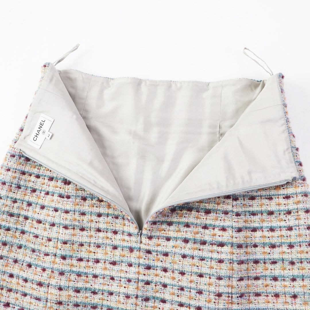 CHANEL Long skirt P59073 Outer: 51% wool, Outer: 18% rayon, Outer: 15% polyamide (nylon), Outer: 5% mohair, Outer: 5% alpaca, Outer: 4% polyester, 2% acrylic, Lining: 100% silk Multi Women 44 Used Authentic