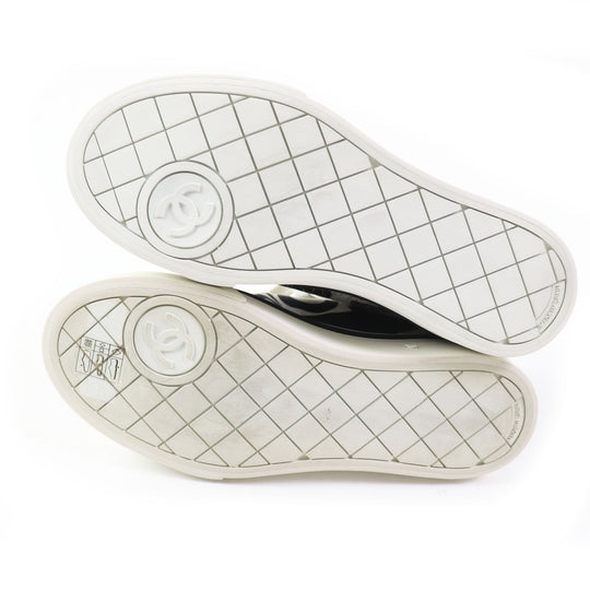 CHANEL High cut sneakers 20P G35960 Main: Canvas, Main: Rubber White black Graffiti Mid Cut Women 35 Used Authentic