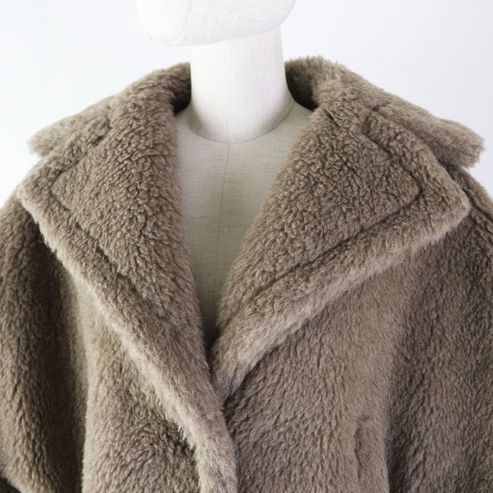 MAX MARA coat Outer: 62% alpaca, Outer: 26% wool, Outer: 12% silk, Lining: 100% viscose (rayon) Brown White tag Teddy bear Women ML (170/92A) Used Authentic
