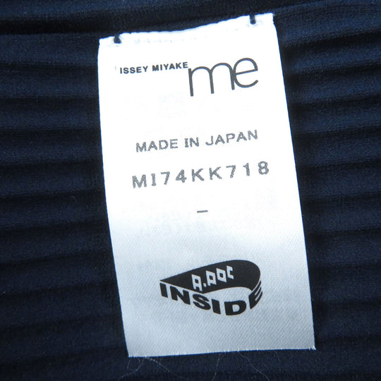 me ISSEY MIYAKE Cut MI74KK718 Main: 100% polyester Navy Women No size Used Authentic