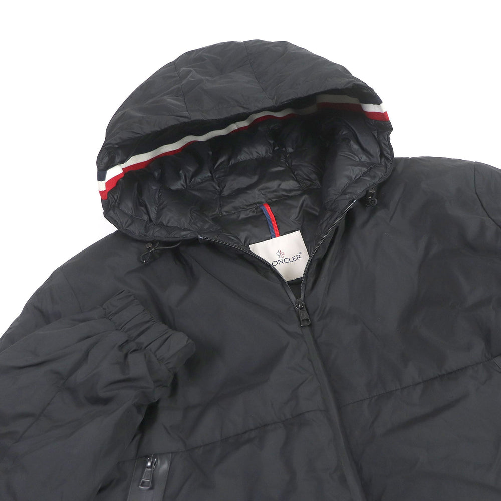 MONCLER Down jacket Main: 100% nylon, Filling: 90% down, Filling: 10% feather, Rib: 100% polyester black MELAMPYRE mens 5 Used Authentic