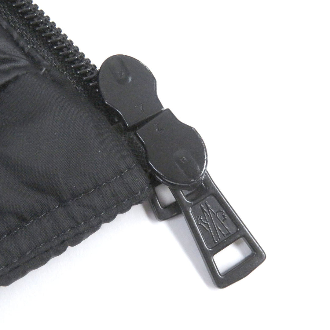 MONCLER Down jacket Main: 100% nylon, Filling: 90% down, Filling: 10% feather, Rib: 100% polyester black MELAMPYRE mens 5 Used Authentic