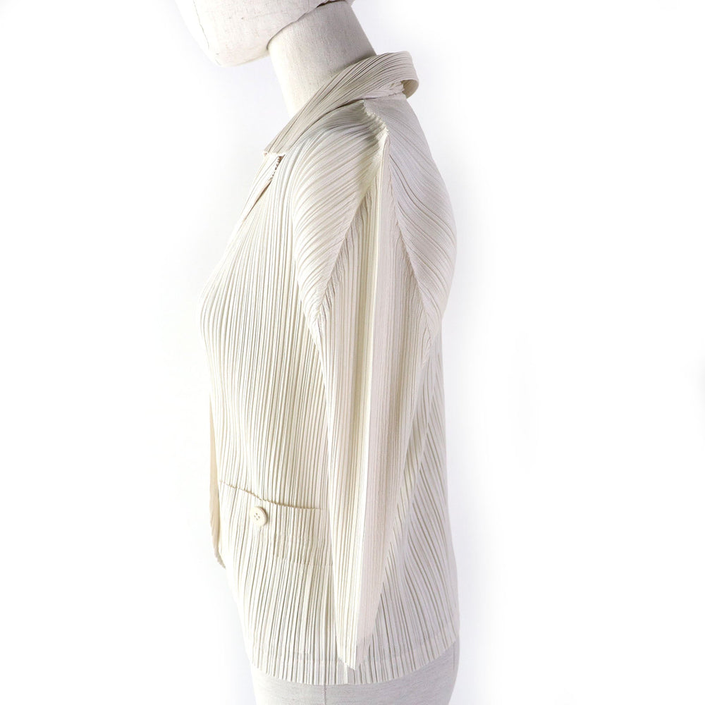 PLEATS PLEASE Jacket PP21-JD161 Main: 100% polyester Ivory Women 3 Used Authentic