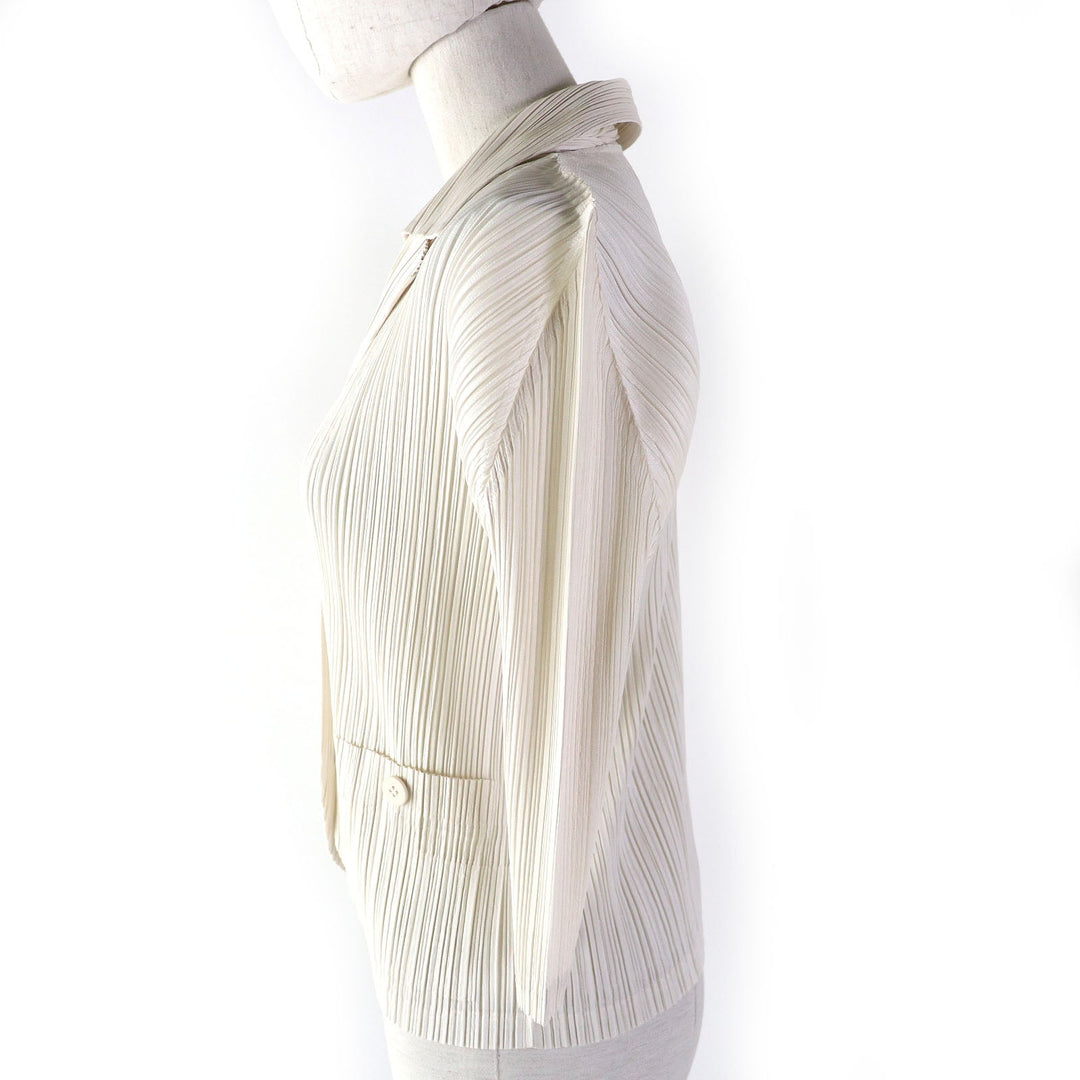 PLEATS PLEASE Jacket PP21-JD161 Main: 100% polyester Ivory Women 3 Used Authentic