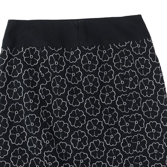 CHANEL skirt 04P P22950 Outer material: 78% cotton, Outer material: 17% nylon, Outer material: 5% elastane (polyurethane), Part: 100% cotton Black White Women 36 Used Authentic