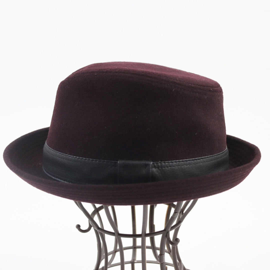 HERMES hat Main: 100% cashmere, Lining: 100% acetate, Part: deerskin Bordeaux Black mens 58 Used Authentic