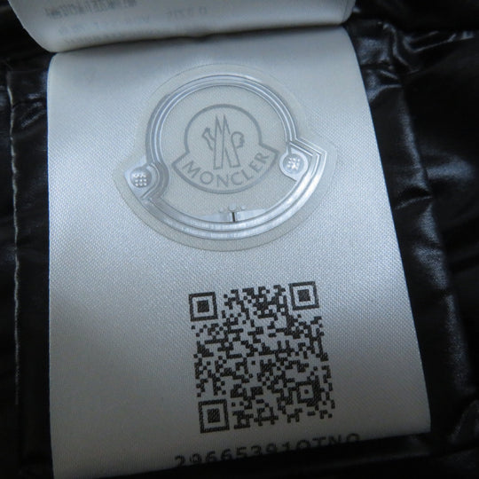MONCLER Down jacket Main: 100% nylon, Lining: 100% nylon, Hood (lining): 100% nylon Filling: 90% down, 10% feather khaki BARDANETTE Women zero size Used Authentic