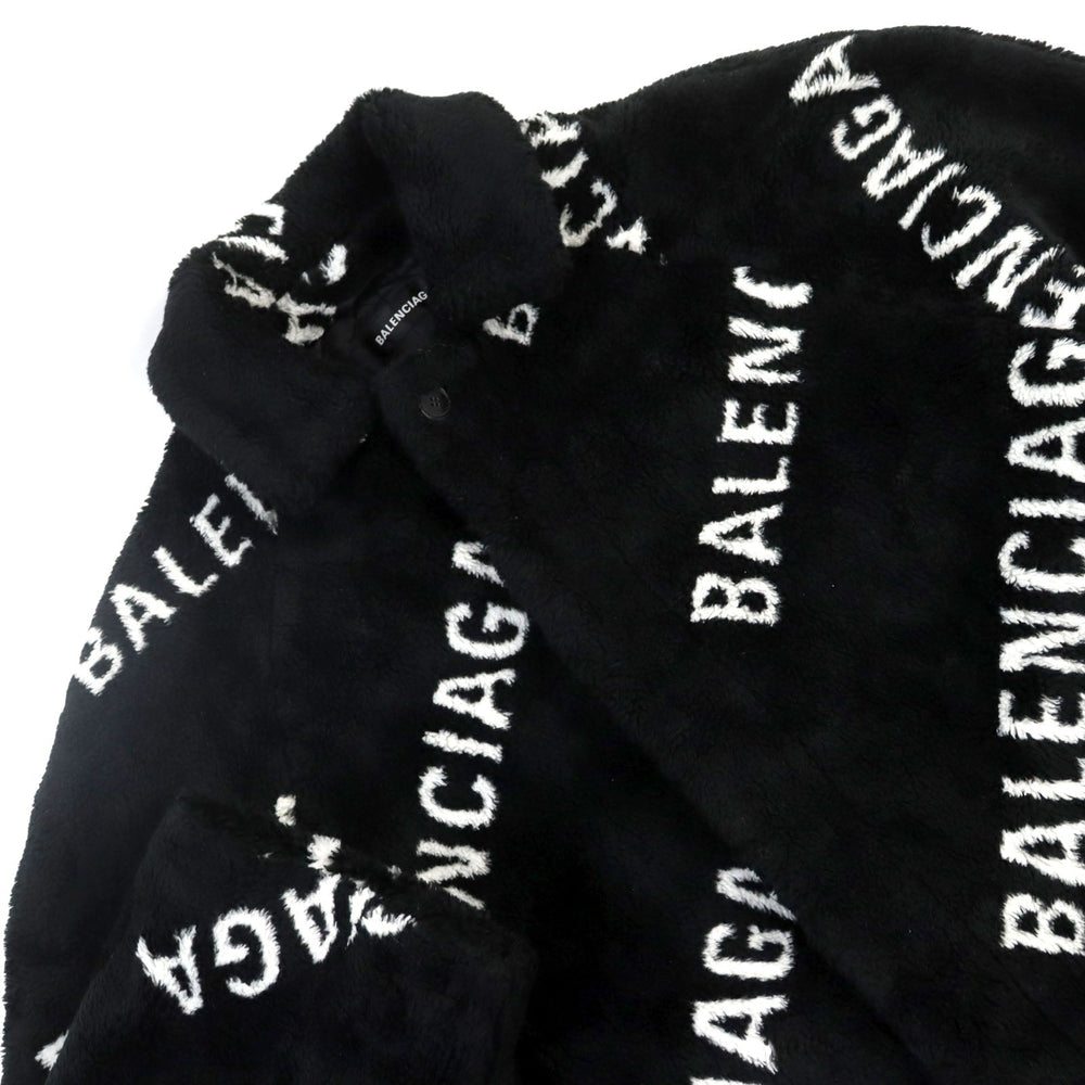 BALENCIAGA coat 595827 TGQ02 Outer material: 69% acrylic, Outer material: 31% polyester, Filling: 100% polyester, Lining: 100% cupra Black White mens 46 Used Authentic
