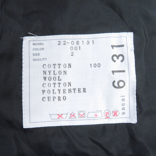 Sacai Jacket 22-06131 Main: 100% cotton, Lining: 100% cupra, Filling: 100% polyester, Separate fabric 1: 100% nylon Separate fabric 2: 90% wool, 10% nylon Separate fabric 3: 50% cotton, 50% polyester Chin tab: 100% cotton Gray type Women 2 Used Authentic