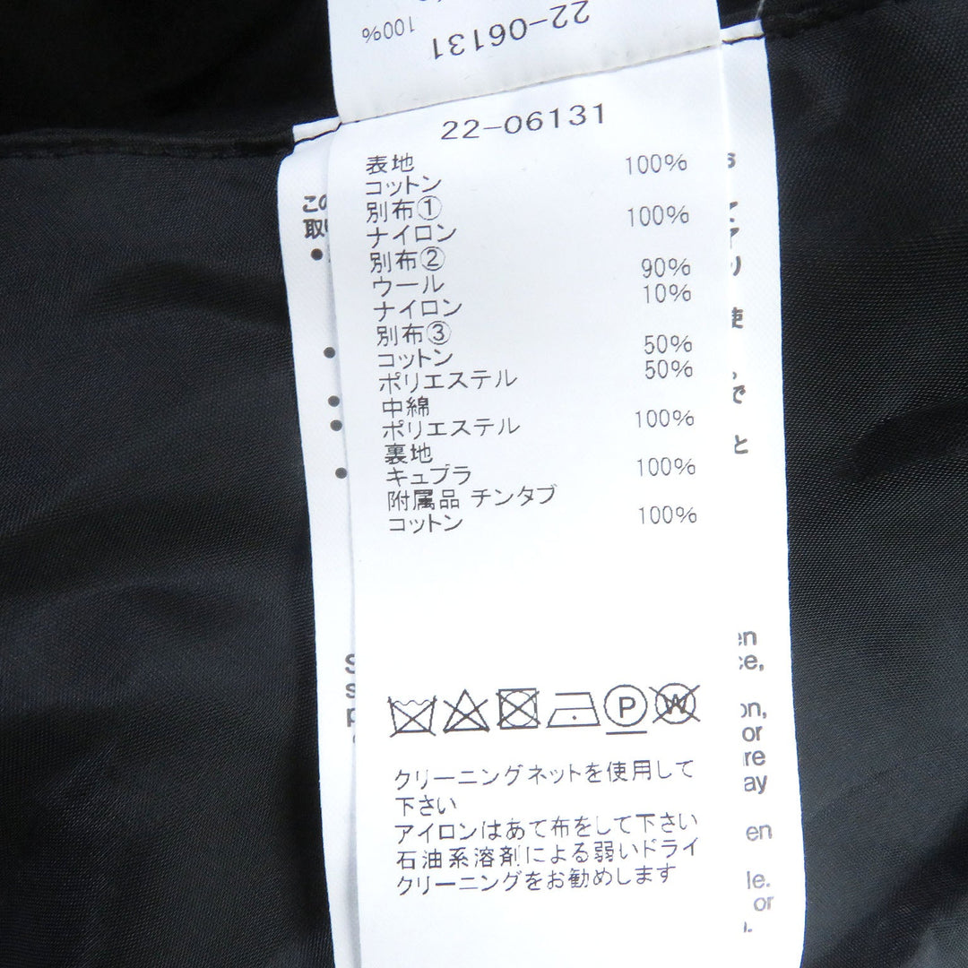 Sacai Jacket 22-06131 Main: 100% cotton, Lining: 100% cupra, Filling: 100% polyester, Separate fabric 1: 100% nylon Separate fabric 2: 90% wool, 10% nylon Separate fabric 3: 50% cotton, 50% polyester Chin tab: 100% cotton Gray type Women 2 Used Authentic