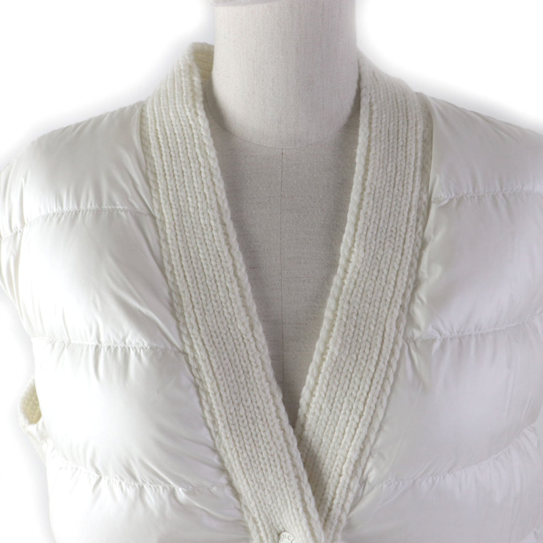 MONCLER Down vest Filling: 90% down, Filling: 10% feather, Main: 90% wool, Main: 10% nylon, Front body front side: 100% nylon, Front body back side: 100% nylon White black GILET TRICOT Women S Used Authentic