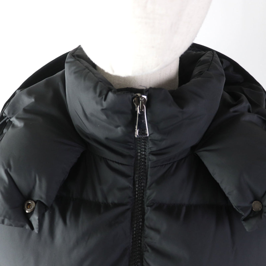 MONCLER Down jacket Outer: 100% nylon, Lining: 100% nylon, Filling: 90% down, Filling: 10% feather black DON Women zero size Used Authentic