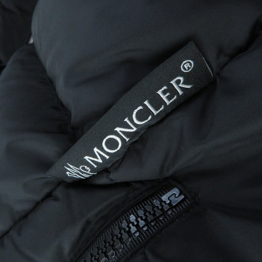 MONCLER Down jacket Outer: 100% nylon, Lining: 100% nylon, Filling: 90% down, Filling: 10% feather black DON Women zero size Used Authentic