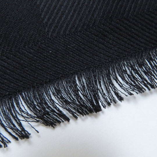HERMES shawl Main: 92% cashmere, Main: 8% silk black Cheval a la Couverture Rectangle Horse Blanket Women Used Authentic