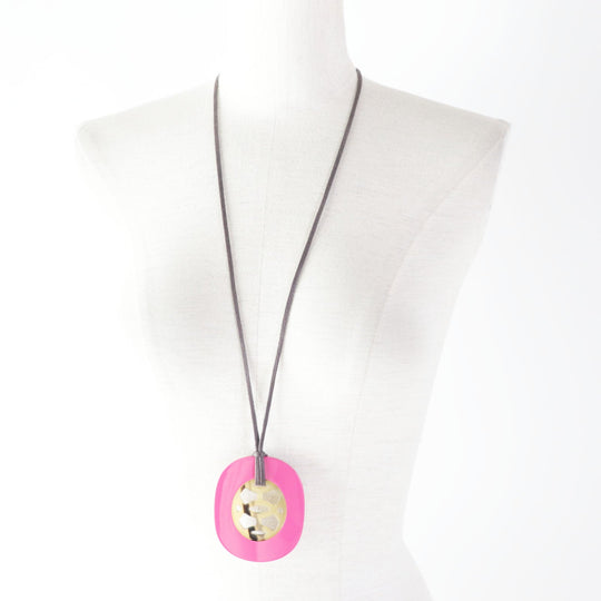 HERMES Necklace Buffalo horn, lacquer, leather pink Lift GM Women Used Authentic