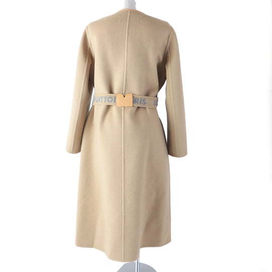 LOUIS VUITTON coat Outer: 99% wool, Outer: 1% silk, Lining: 53% rayon, Lining: 47% cupra, Leather part: sheepskin Synthetic leather part: 100% polyester PVC coating Belt: 99% wool, 1% silk Belt leather part: cowhide beige Women 38 Used Authentic
