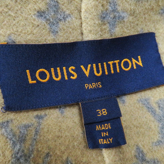 LOUIS VUITTON coat Outer: 99% wool, Outer: 1% silk, Lining: 53% rayon, Lining: 47% cupra, Leather part: sheepskin Synthetic leather part: 100% polyester PVC coating Belt: 99% wool, 1% silk Belt leather part: cowhide beige Women 38 Used Authentic