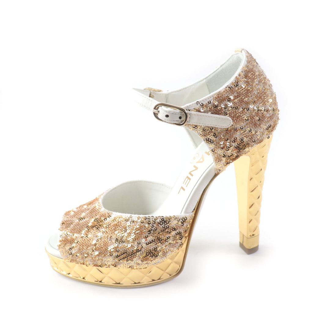 CHANEL Sandals 21A G37590 Material unknown gold open toe sequin sandals Angle Strap Women 35 C Used Authentic