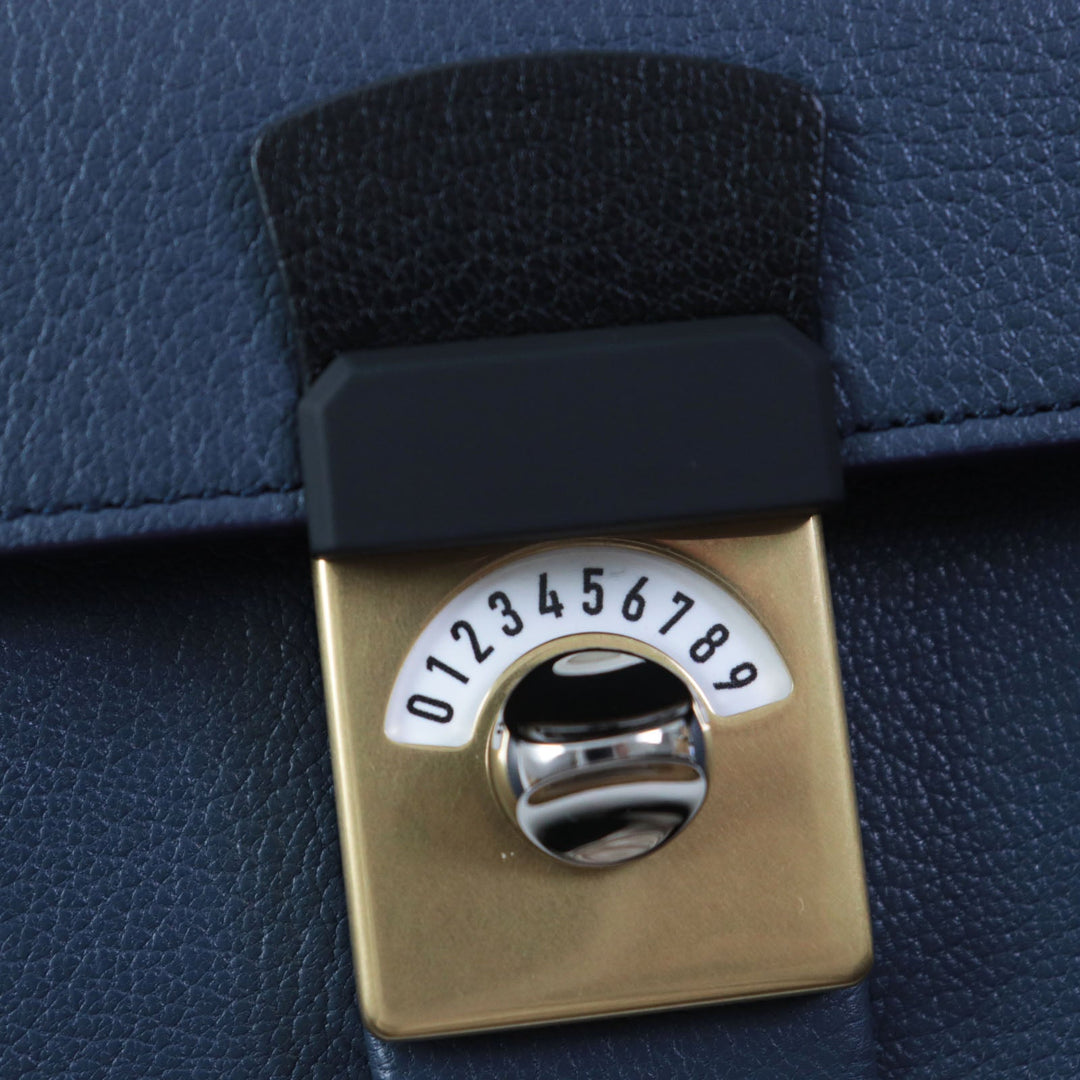 Maison Margiela Shoulder Bag SB1WD0002 Main: Leather Navy white NEW LOCK New Lock Horizontal Women Used Authentic