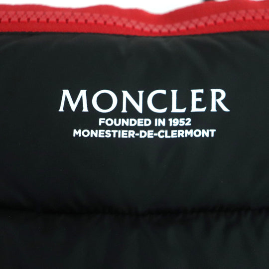 MONCLER Down vest Outer: 100% nylon, Lining: 100% nylon, Filling: 90% down, Filling: 10% feather, Hood: 100% nylon, Collar: 100% nylon, Yoke: 100% nylon Red black OPHRYS mens 3 Used Authentic
