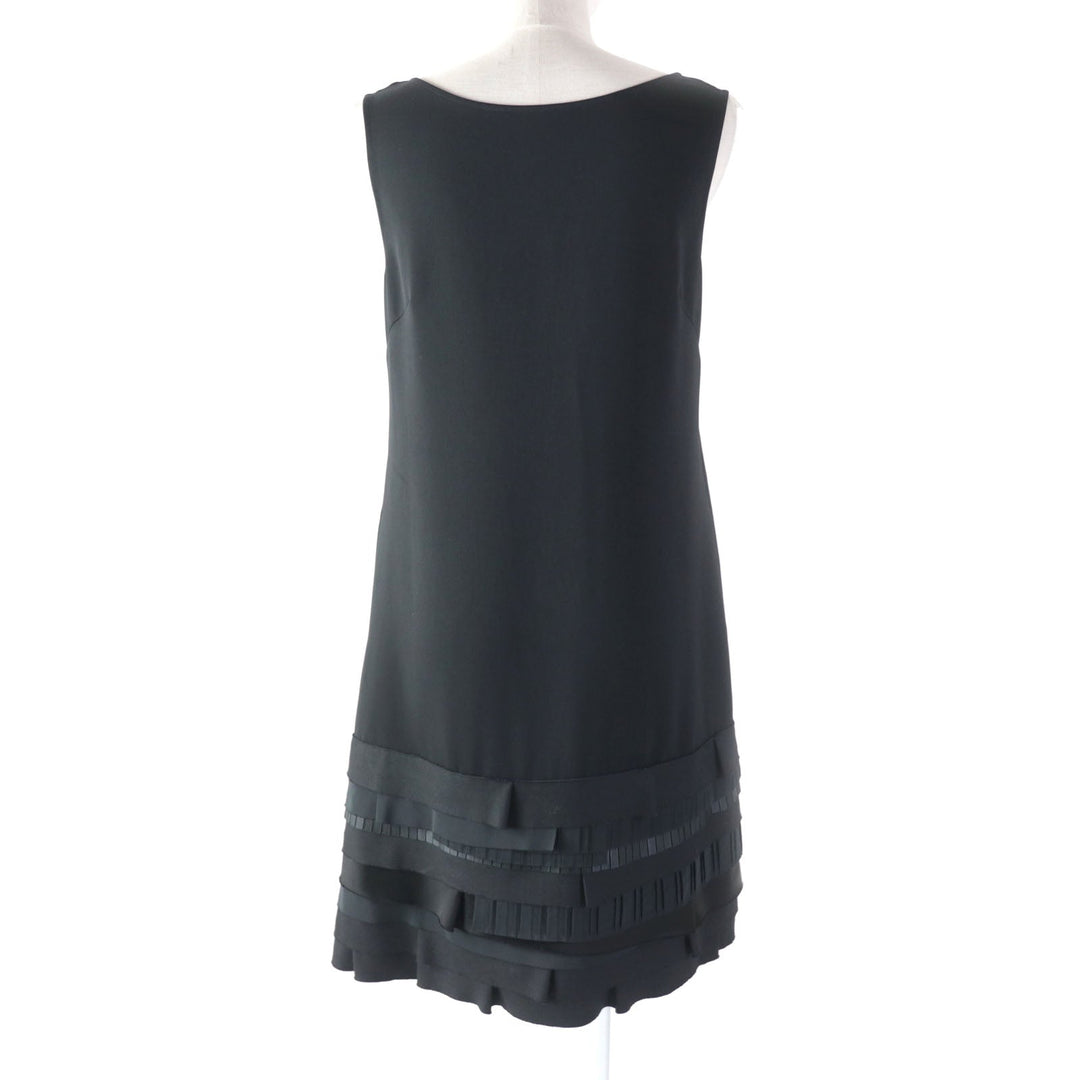 FOXEY one piece 36754 Main: 100% polyester, part: 33% rayon, part: 33% polyester, part: 29% wool, part: 5% polyurethane, other fabric: 65% polyester, 35% triacetate black Women 40 Used Authentic