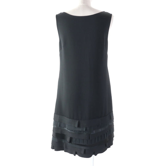 FOXEY one piece 36754 Main: 100% polyester, part: 33% rayon, part: 33% polyester, part: 29% wool, part: 5% polyurethane, other fabric: 65% polyester, 35% triacetate black Women 40 Used Authentic