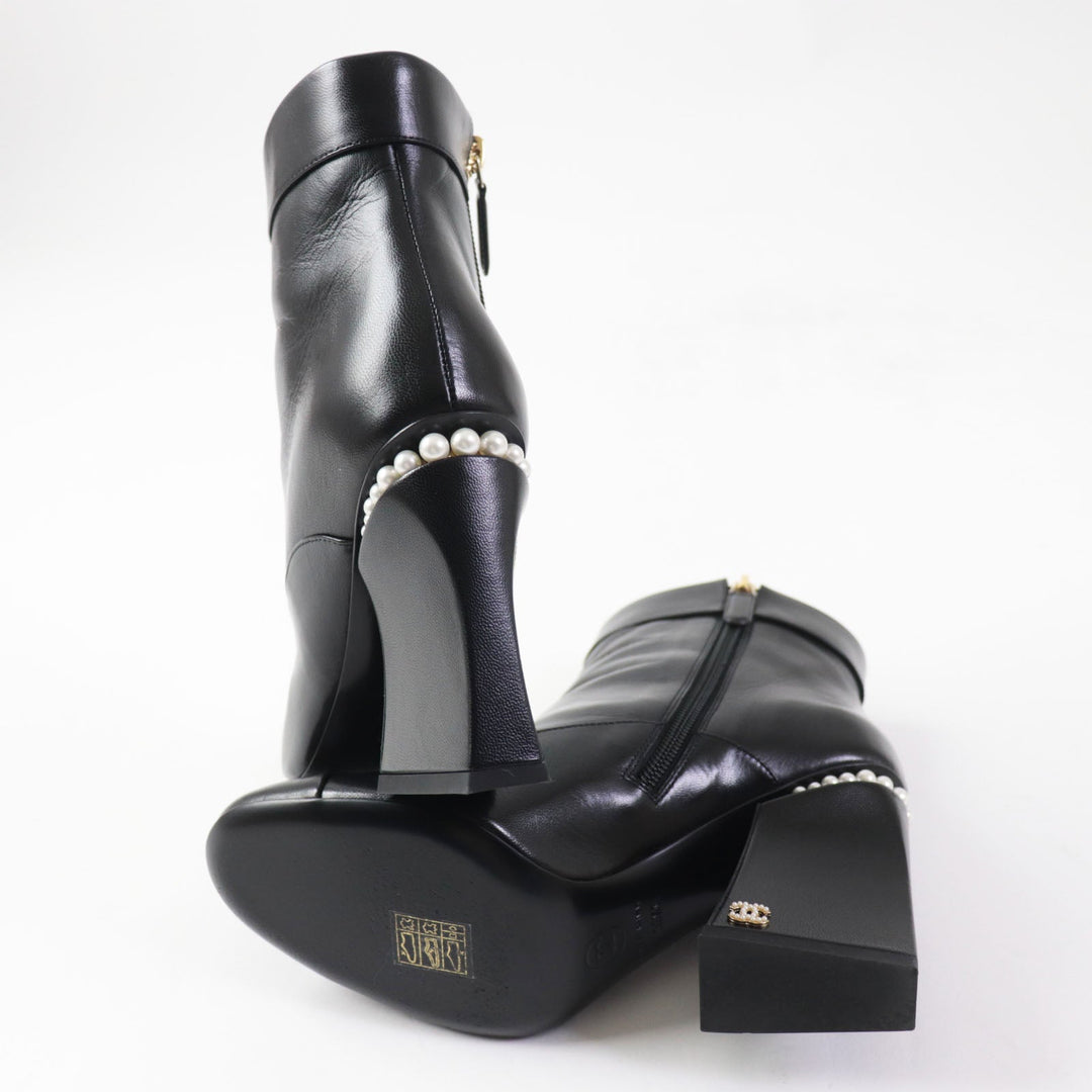 CHANEL Ankle boots 22A G39262 Shiny goatskin black 36 1/2C