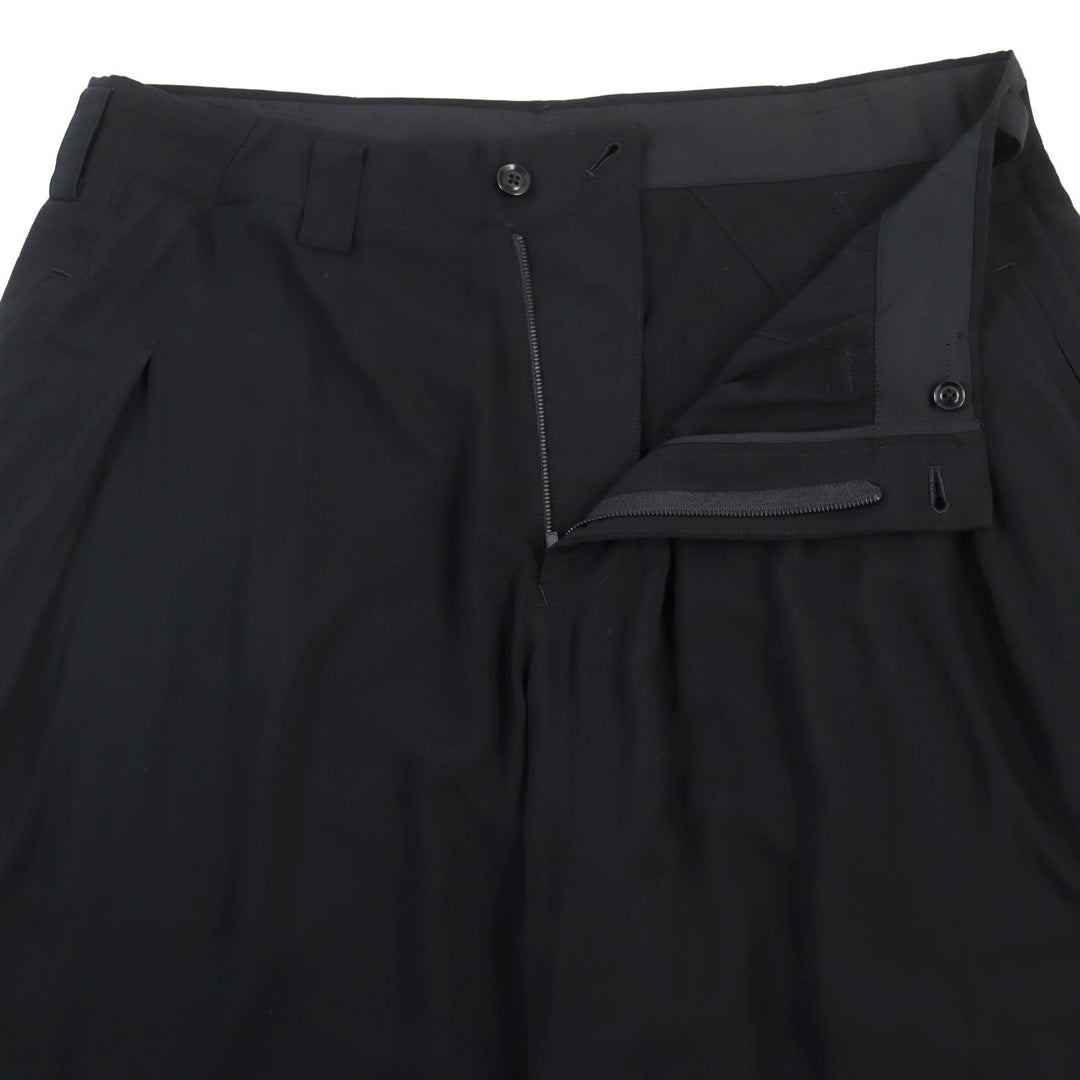 Yohji Yamamoto POUR HOMME Wide pants HW-P72-204 Main: 100% rayon black Rayon Loan 2 Tuck Layered Pants Rayon tuck layered pants mens 5 Used Authentic