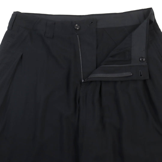 Yohji Yamamoto POUR HOMME Wide pants HW-P72-204 Main: 100% rayon black Rayon Loan 2 Tuck Layered Pants Rayon tuck layered pants mens 5 Used Authentic