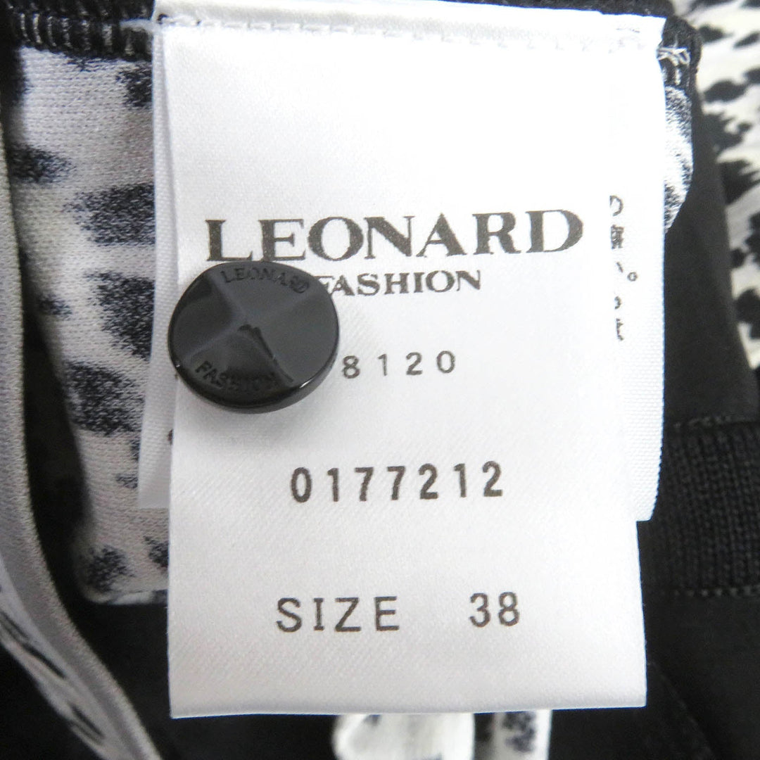 LEONARD FASHION cardigan 0177212 Main: 55% rayon, Main: 45% polyester, Part: 65% acetate, Part: 35% polyester Black Ivory Women 38 Used Authentic