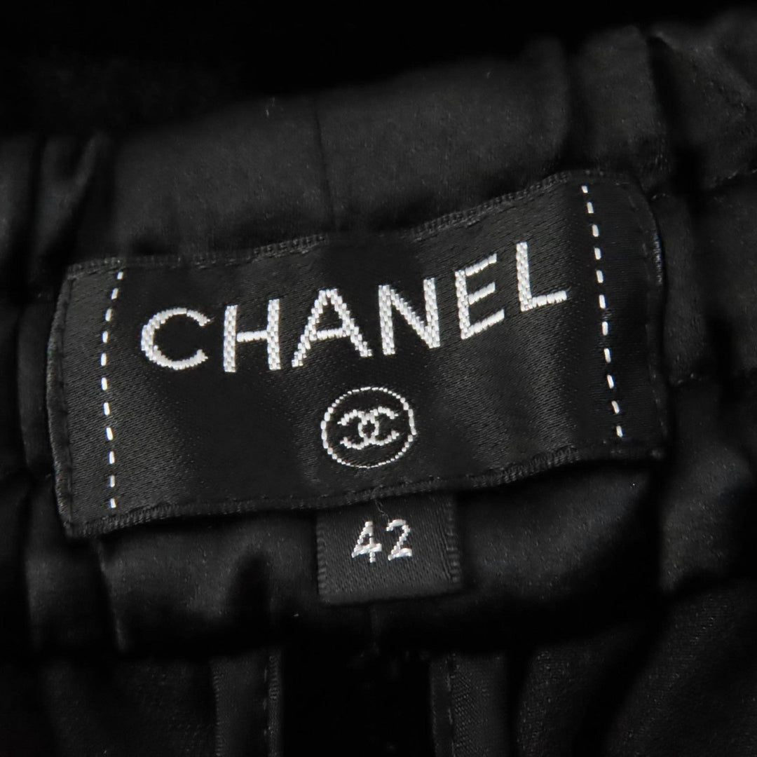 CHANEL Pants P65297 Main: 92% rayon, Main: 8% silk, Part: 86% rayon, Part: 12% polyamide (nylon), Part: 2% elastane (polyurethane), Part: 100% silk black Women 42 Used Authentic
