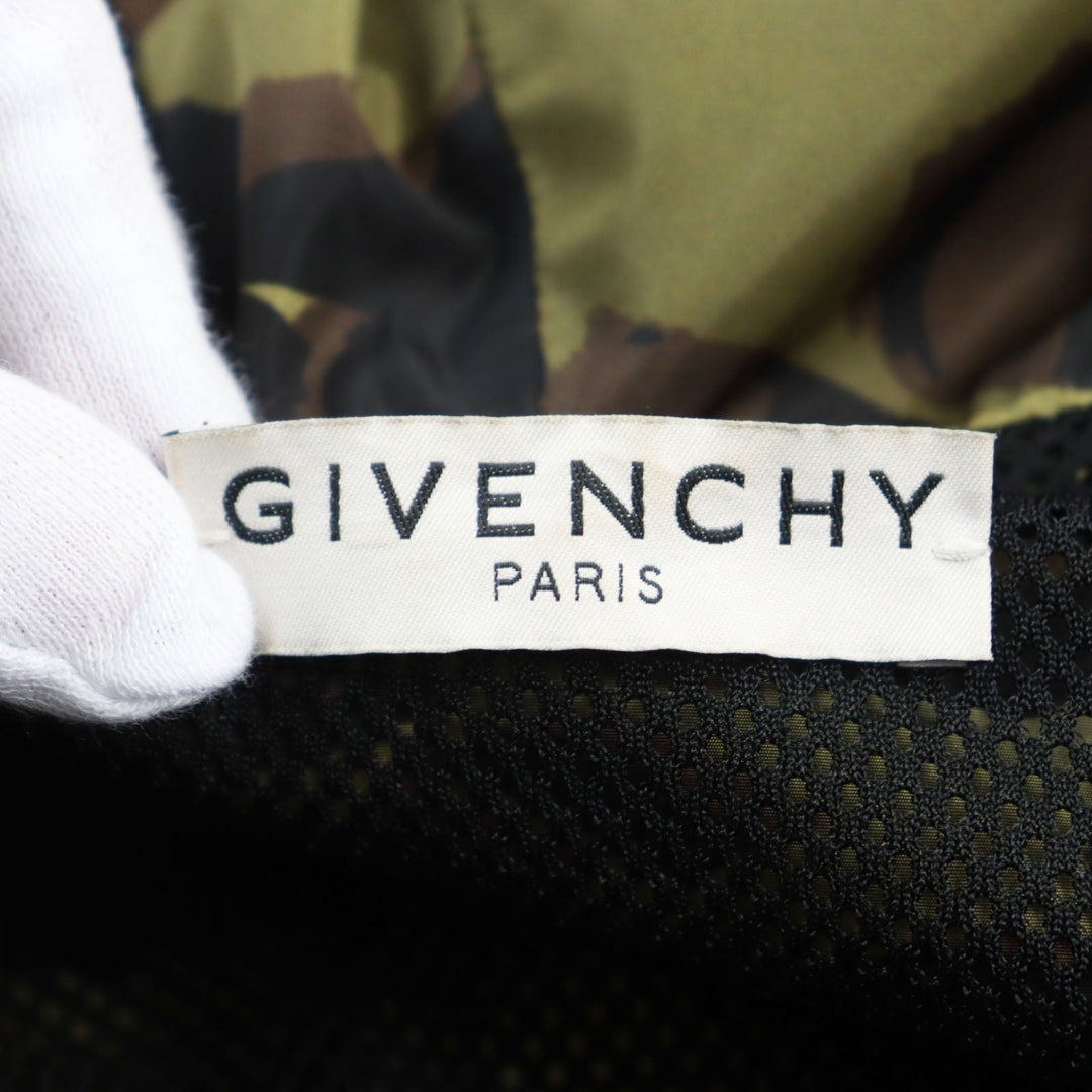 GIVENCHY Nylon jacket BM00C412P2 Outer: 100% nylon, Lining: 100% polyester Khaki type mens 46 Used Authentic