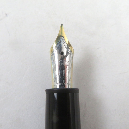 MONTBLANC fountain pen Main: Resin, Gold Plated Nib: K14 Black gold Meisterstuck No.146 mens Used Authentic